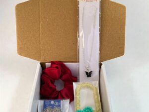 Basic Love Hamper Box 01